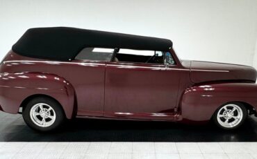 Ford-Deluxe-1948-Tordo-Red-Beige-12