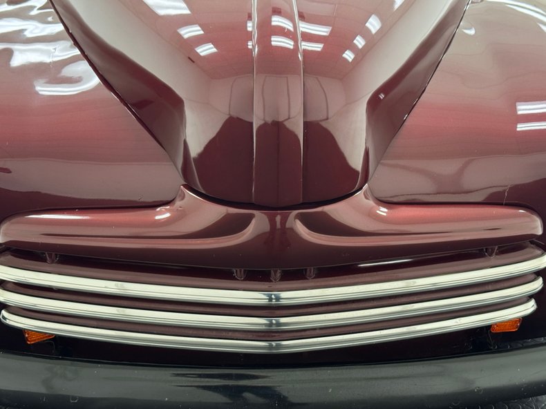 Ford-Deluxe-1948-Tordo-Red-Beige-15