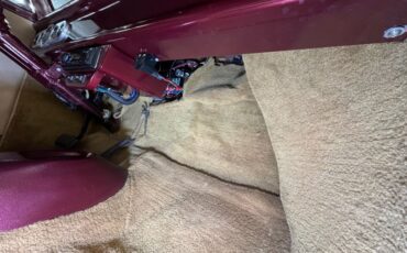 Ford-Deluxe-1948-Tordo-Red-Beige-2