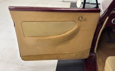 Ford-Deluxe-1948-Tordo-Red-Beige-35