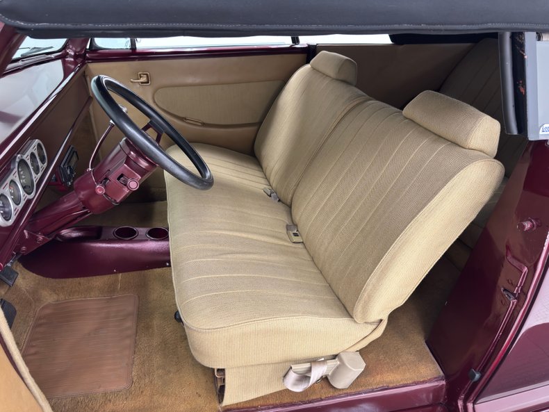 Ford-Deluxe-1948-Tordo-Red-Beige-37