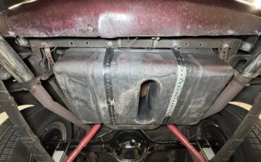 Ford-Deluxe-1948-Tordo-Red-Beige-4