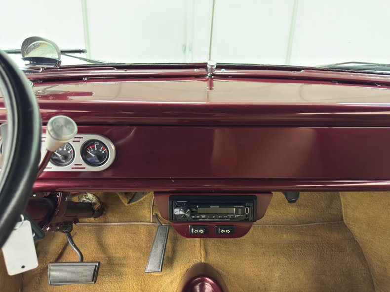 Ford-Deluxe-1948-Tordo-Red-Beige-46