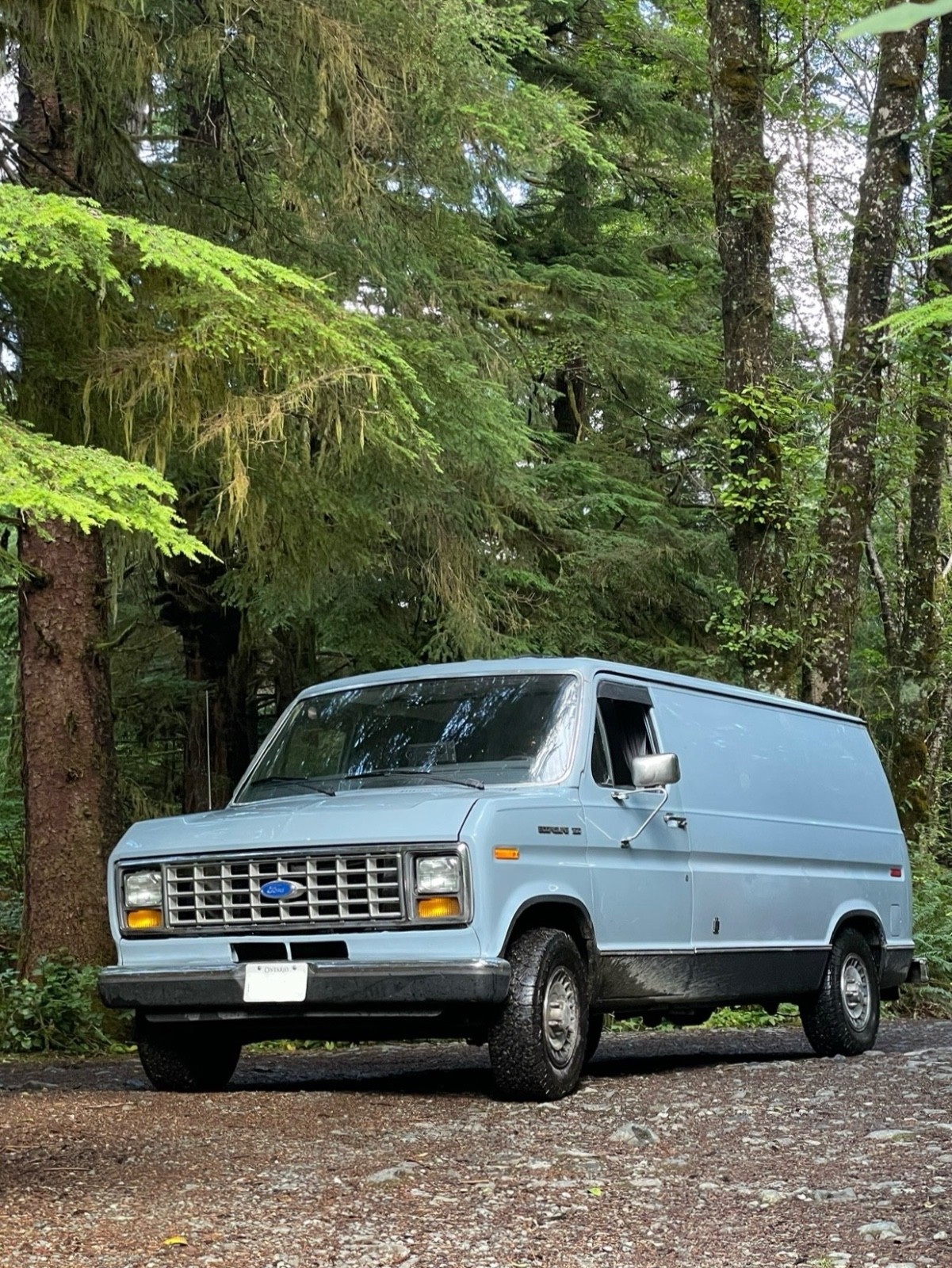 Ford-E-Series-Van-1990-Van-Camper-3