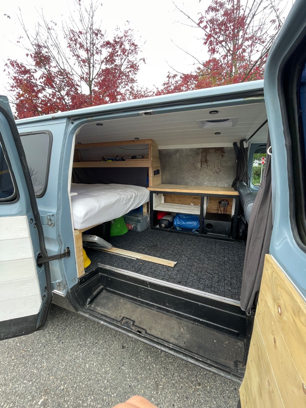 Ford-E-Series-Van-1990-Van-Camper-5