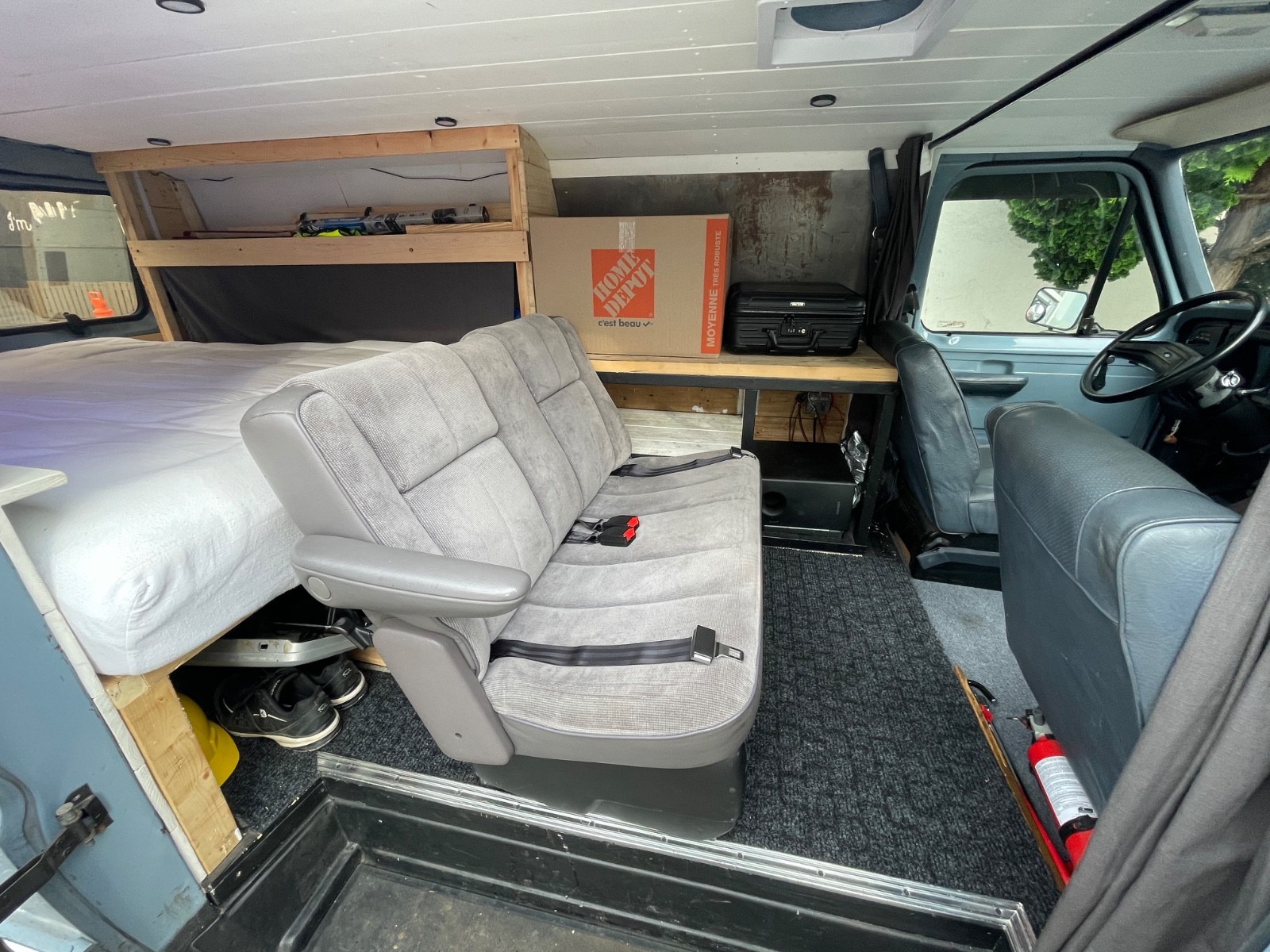 Ford-E-Series-Van-1990-Van-Camper-9