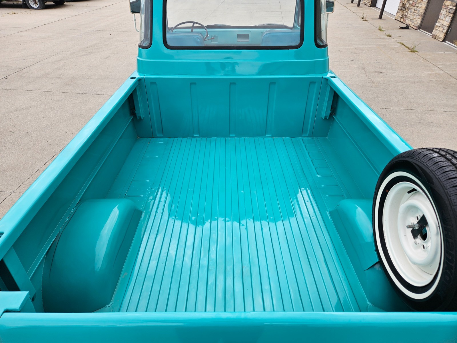 Ford-Econoline-1961-Pickup-Truck-14