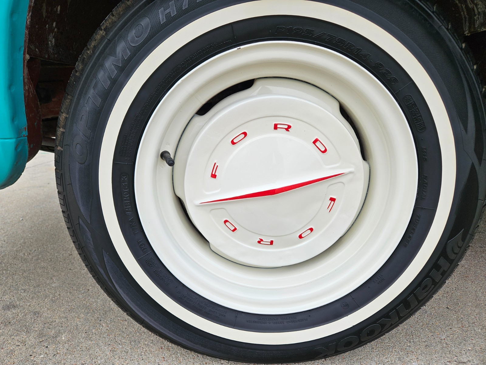 Ford-Econoline-1961-Pickup-Truck-23