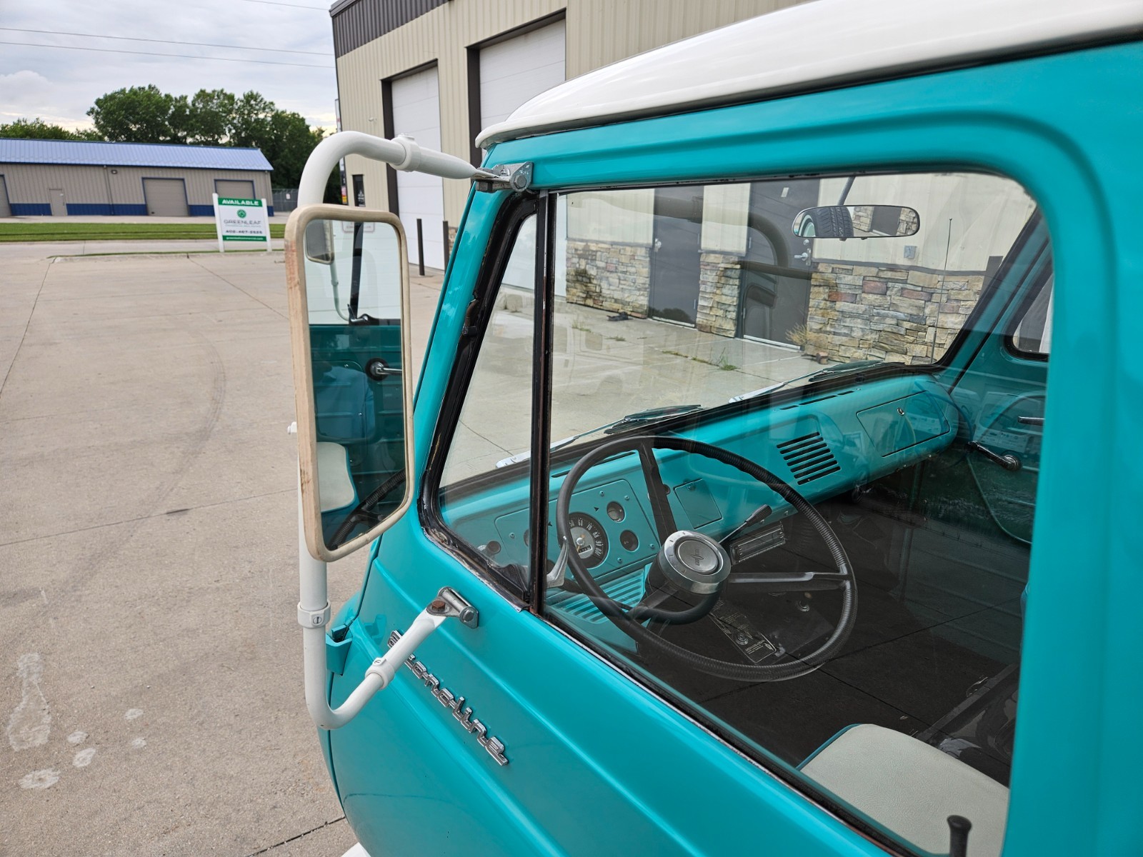 Ford-Econoline-1961-Pickup-Truck-24