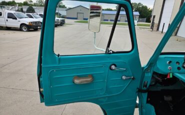 Ford-Econoline-1961-Pickup-Truck-25