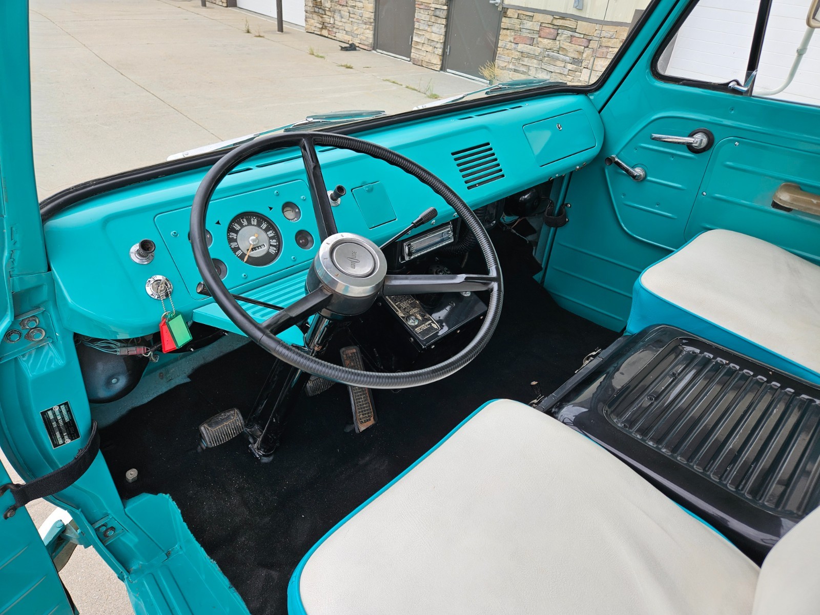 Ford-Econoline-1961-Pickup-Truck-27