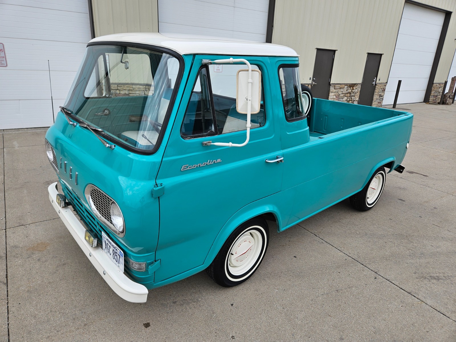 Ford-Econoline-1961-Pickup-Truck-4
