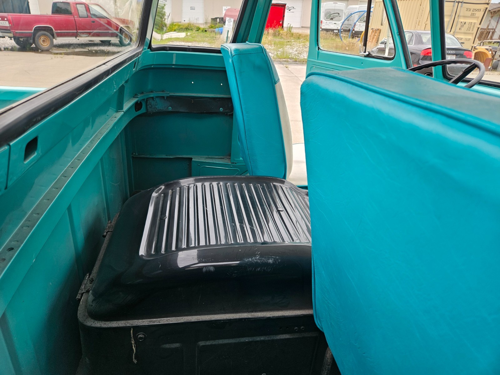 Ford-Econoline-1961-Pickup-Truck-8