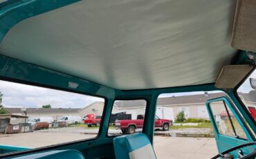 Ford-Econoline-1961-Pickup-Truck-9