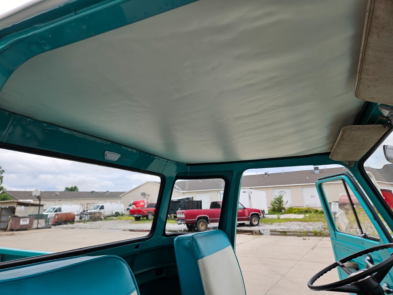 Ford-Econoline-1961-Pickup-Truck-9