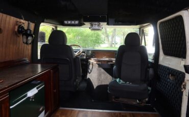 Ford-Econoline-1971-3