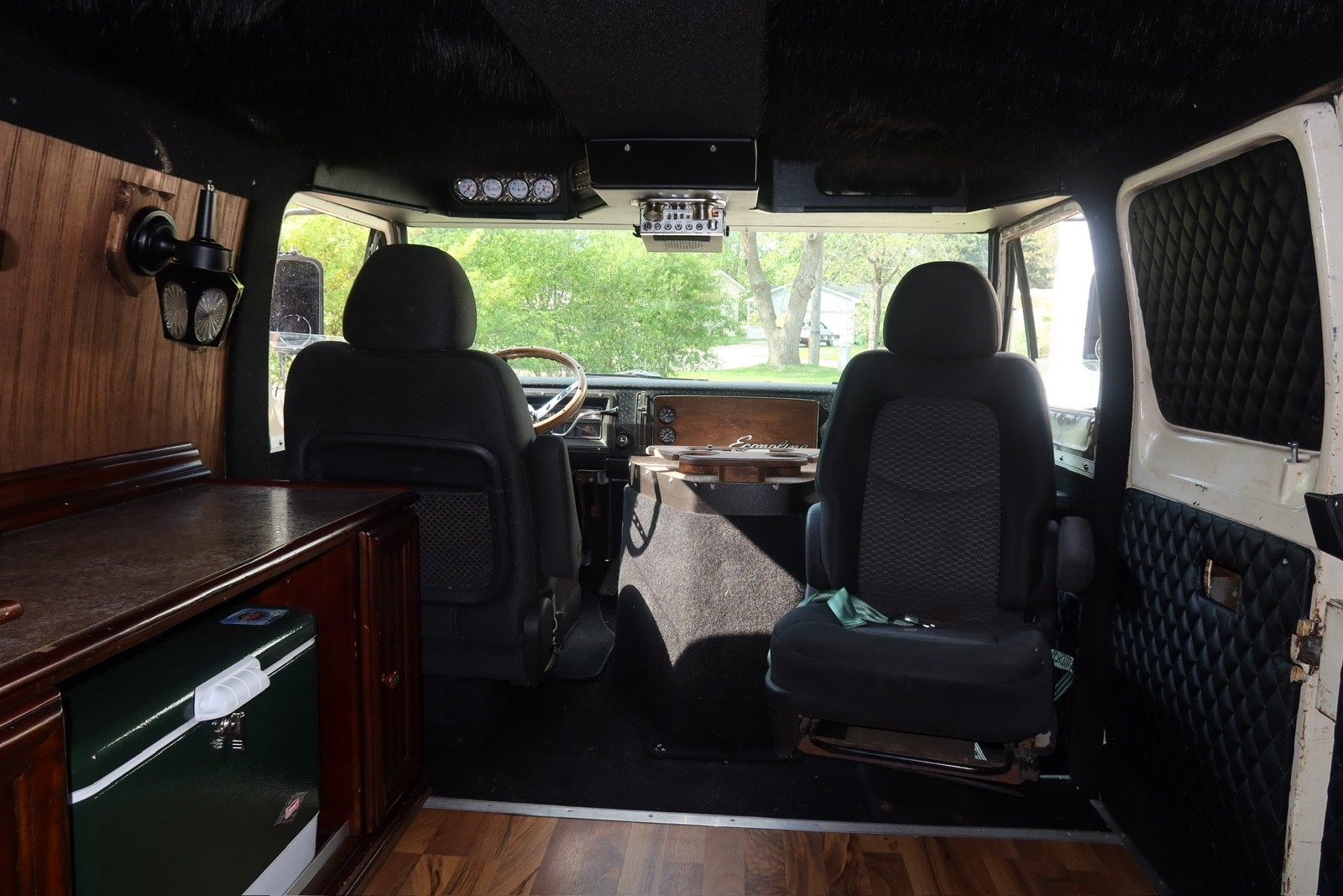 Ford-Econoline-1971-3