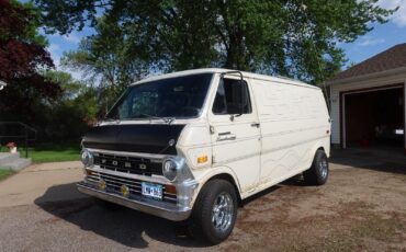 Ford-Econoline-1971