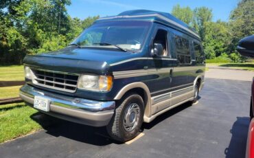 Ford-Econoline-1994-Green-Tan