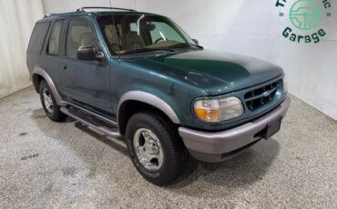 Ford-Explorer-1996-SUV-11