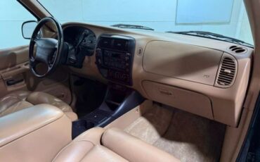 Ford-Explorer-1996-SUV-17