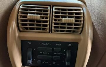 Ford-Explorer-1996-SUV-25