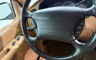 Ford-Explorer-1996-SUV-29