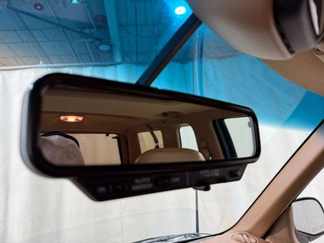 Ford-Explorer-1996-SUV-35