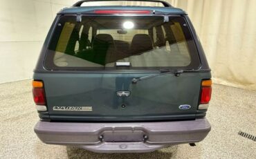 Ford-Explorer-1996-SUV-6