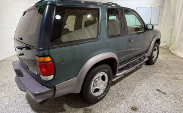 Ford-Explorer-1996-SUV-7