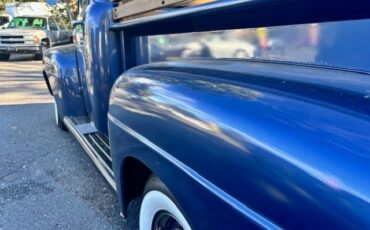 Ford-F-100-1952-Standard-Cab-Pickup-10
