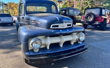 Ford-F-100-1952-Standard-Cab-Pickup-2