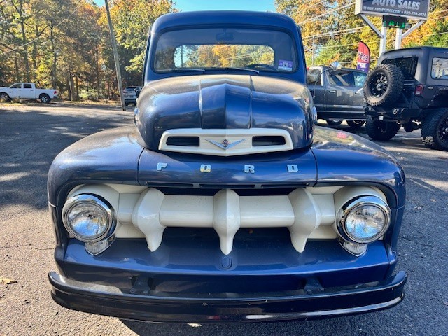 Ford-F-100-1952-Standard-Cab-Pickup-3