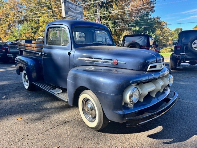 Ford-F-100-1952-Standard-Cab-Pickup