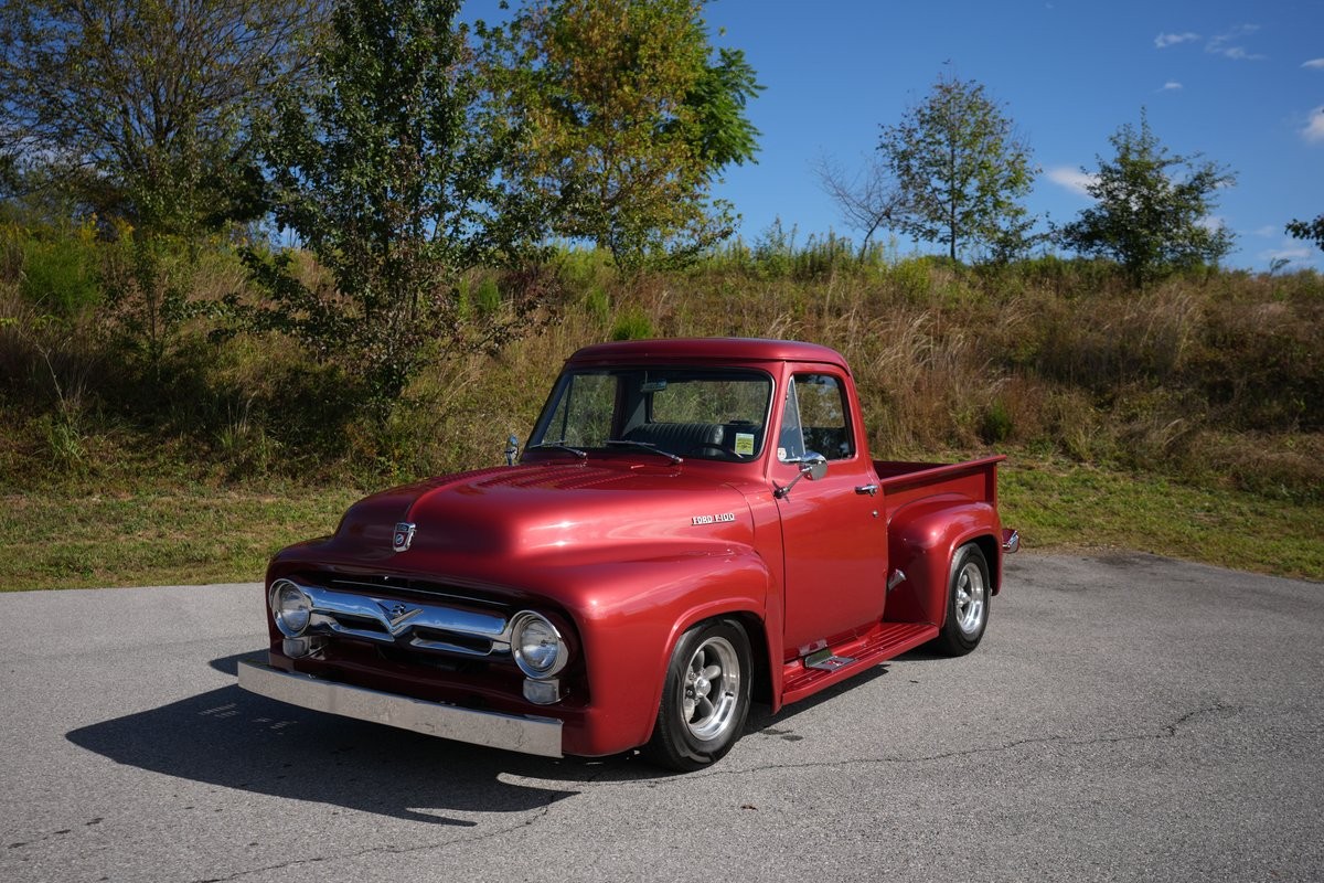 Ford F-100 1953 Pickup Truck