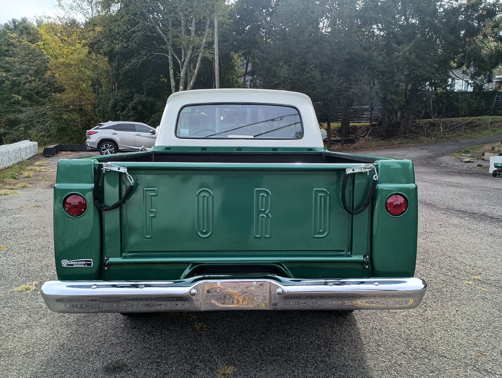 Ford-F-100-1963-Standard-Cab-Pickup-10