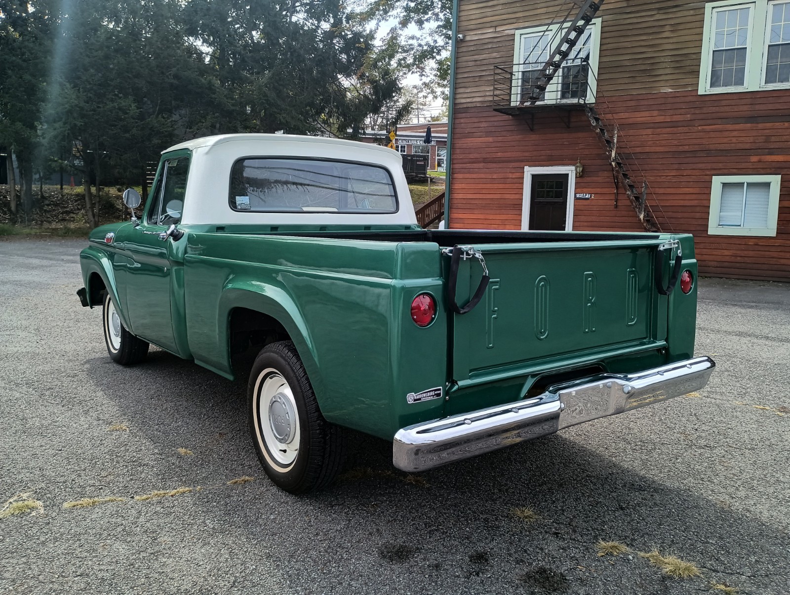 Ford-F-100-1963-Standard-Cab-Pickup-11