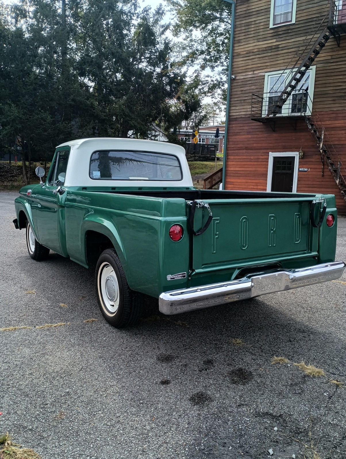 Ford-F-100-1963-Standard-Cab-Pickup-5