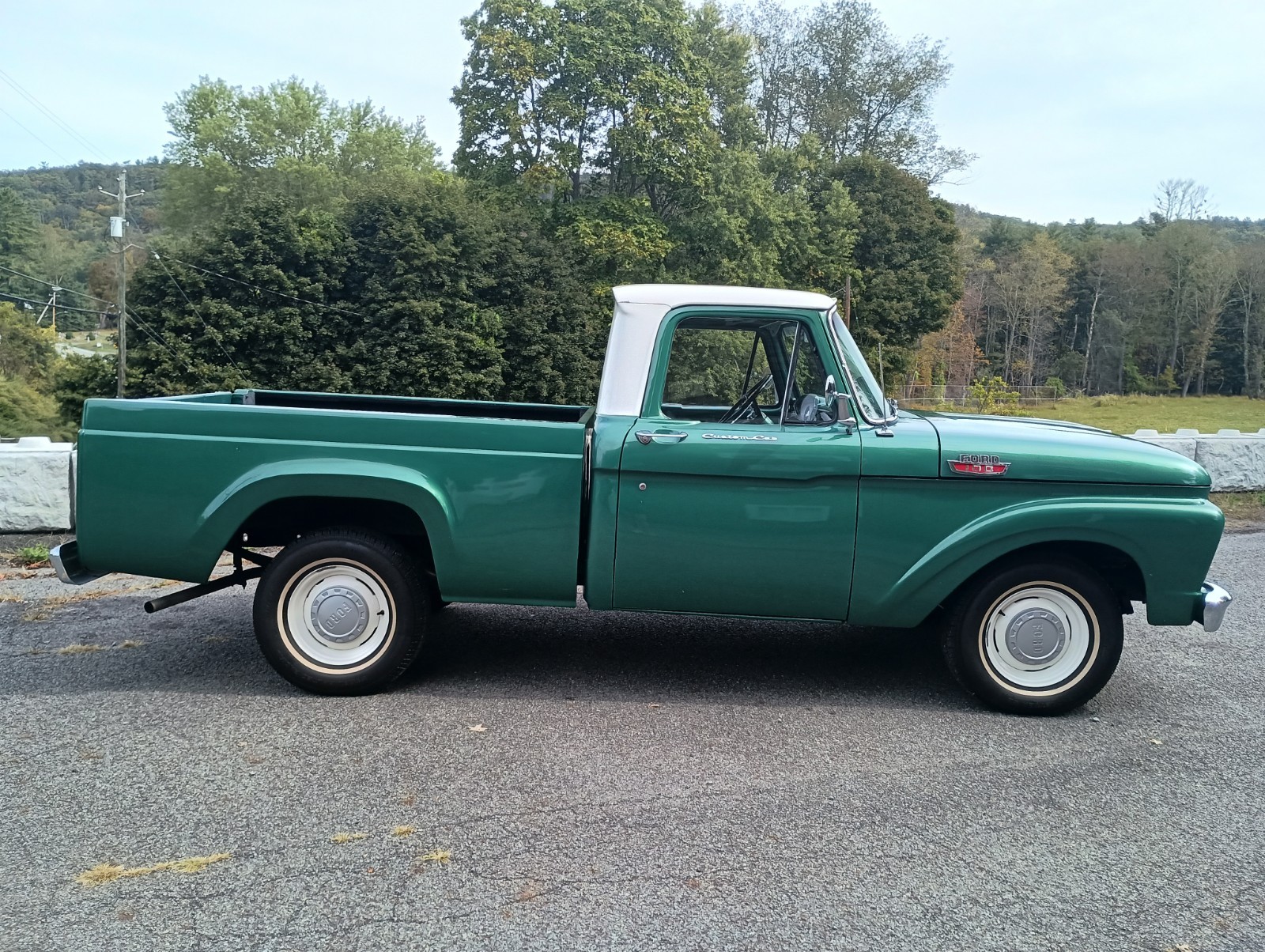 Ford-F-100-1963-Standard-Cab-Pickup-8