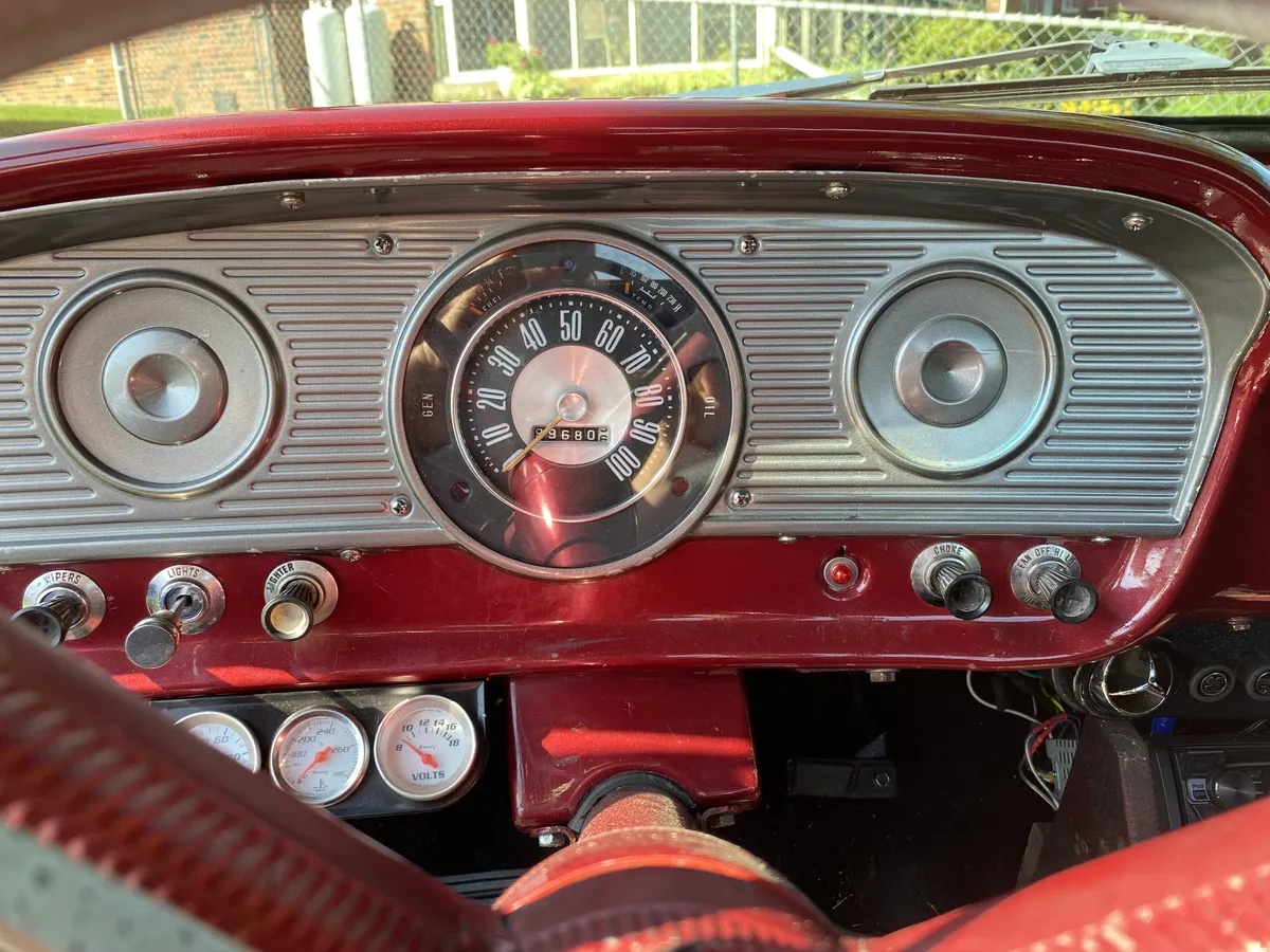 Ford-F-100-1964-Red-Red-And-Black-2