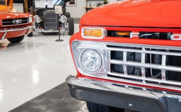 Ford-F-100-1965-Pickup-10
