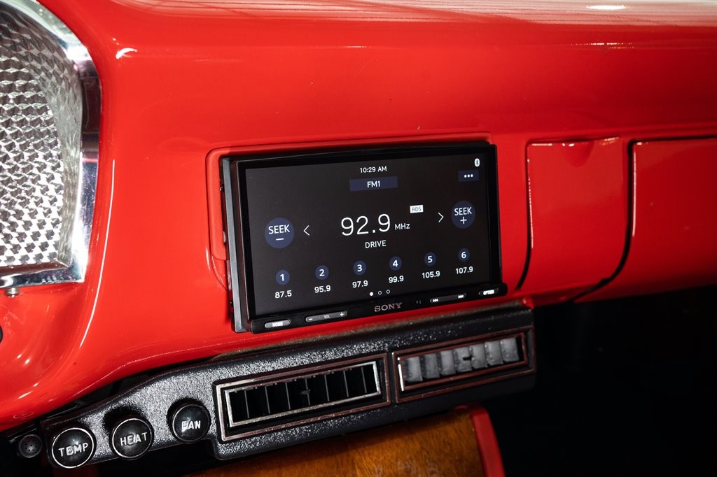 Ford-F-100-1965-Pickup-31