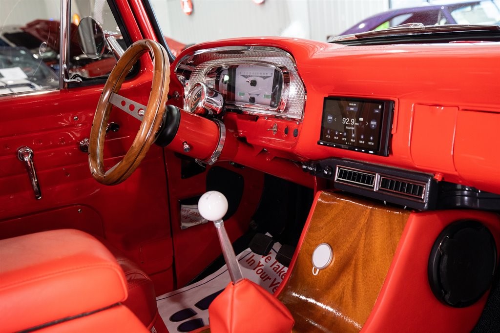 Ford-F-100-1965-Pickup-35