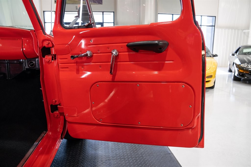 Ford-F-100-1965-Pickup-38