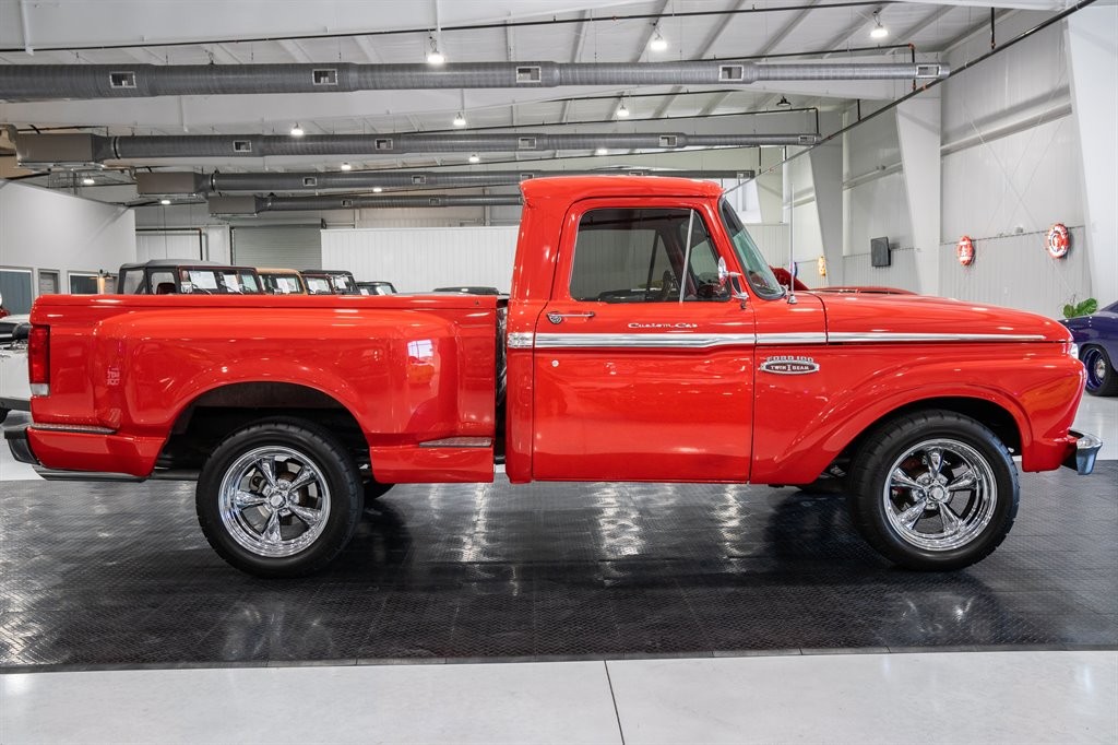 Ford-F-100-1965-Pickup-5