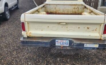Ford-F-100-1966-7