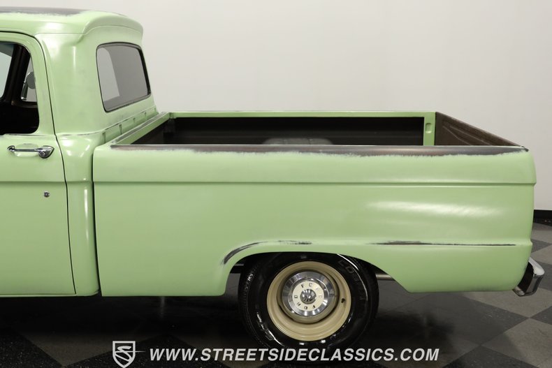 Ford-F-100-1966-Green-Patina-Black-23