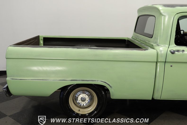 Ford-F-100-1966-Green-Patina-Black-3