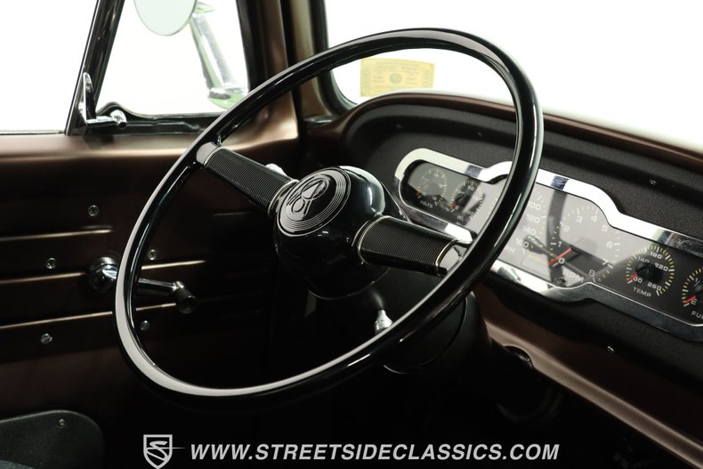 Ford-F-100-1966-Green-Patina-Black-36