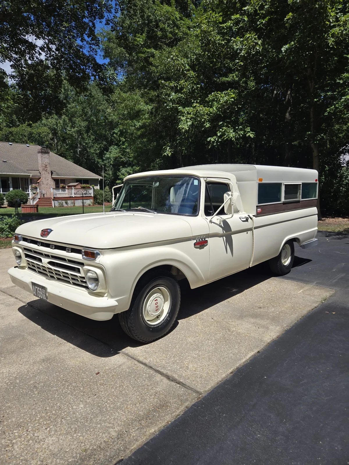 Ford-F-100-1966-White-White-1